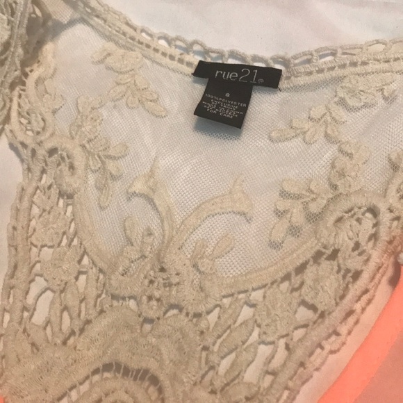 Tank top - Picture 2 of 2